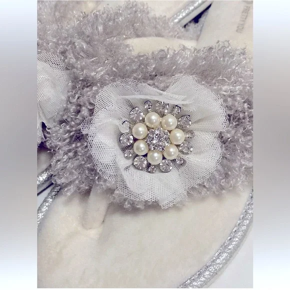 Pretty You Luxury Floral Bling Comfy Slippers!! - Picture 2 of 8